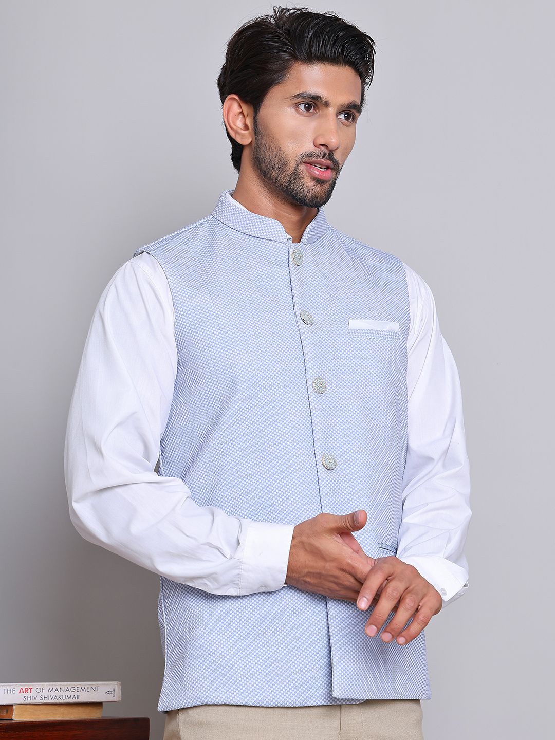 

Jompers Men Woven Design Nehru Jacket, Blue