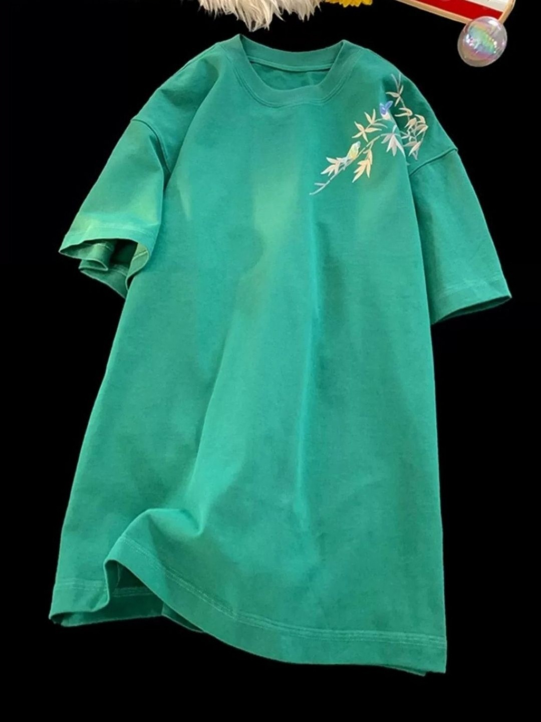 

HERE&NOW Men Floral Printed Round Neck Cotton Oversized T-shirt, Green