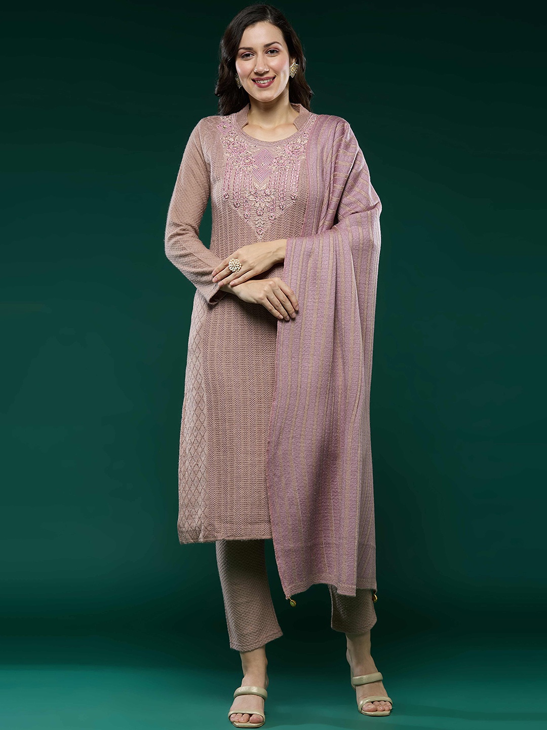 

Peachmode Floral Thread Work Pure Wool Kurta with Trouser & Dupatta, Peach