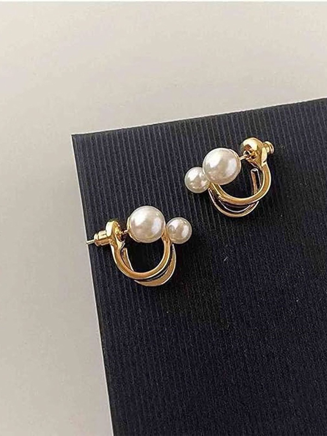 

PolluxCraft Gold Plated Beaded Studs