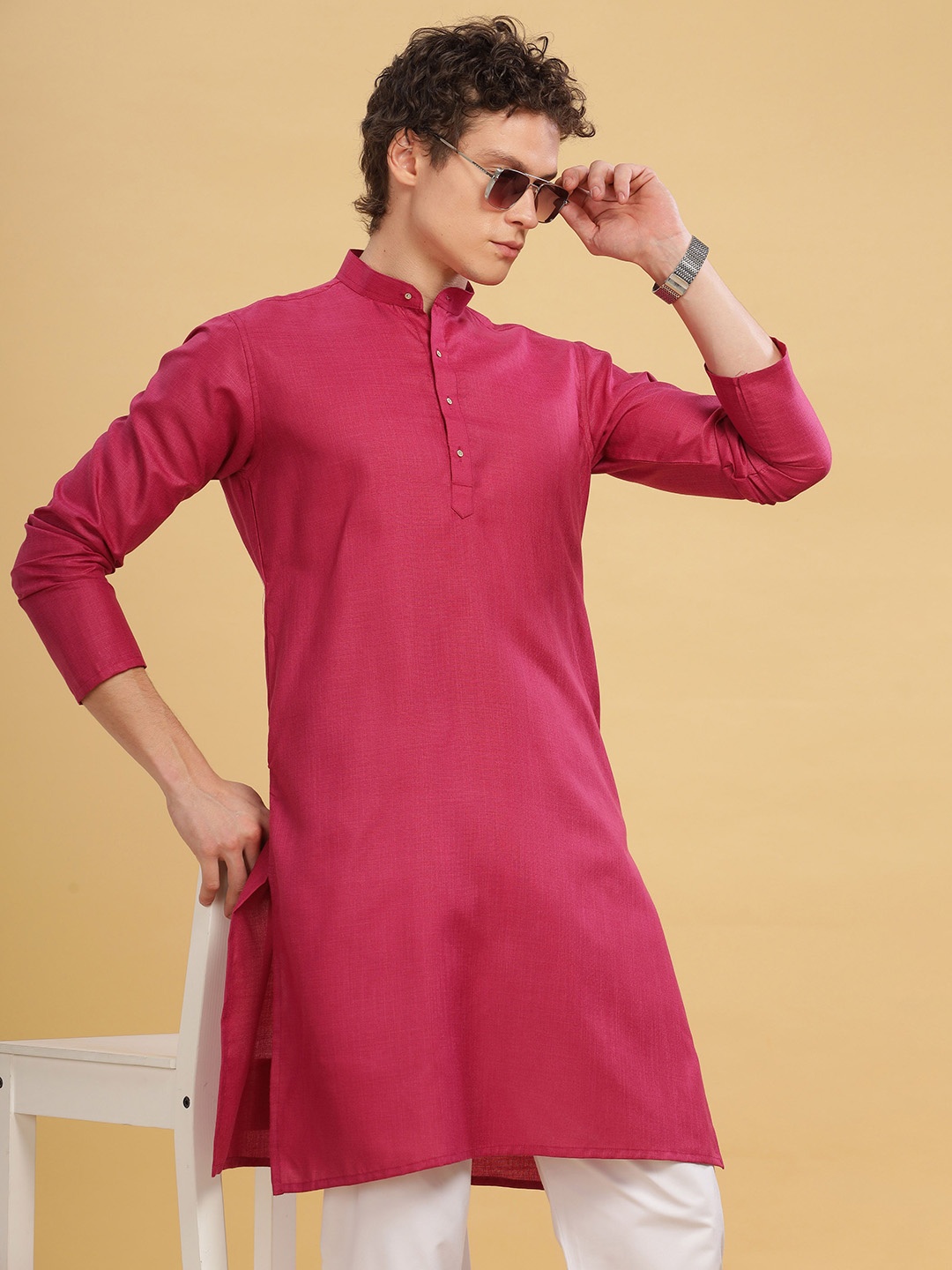 

Anouk Mandarin Collar Cotton Straight Kurta, Pink