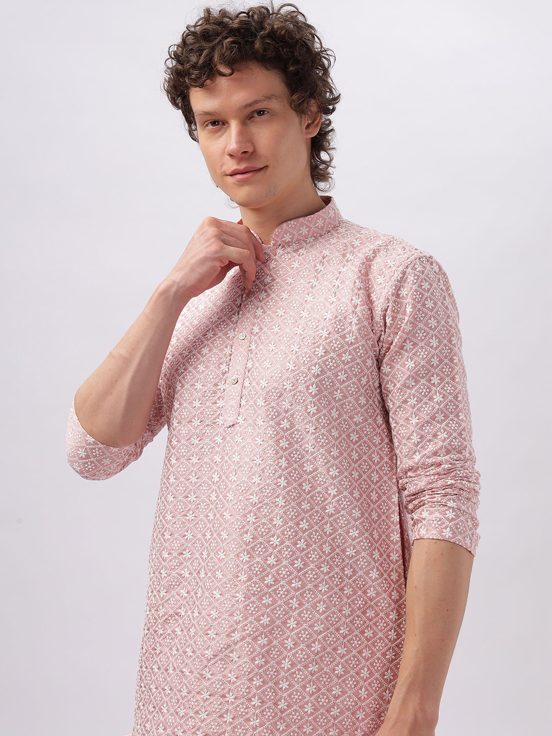 

Anouk Pink Ethnic Motifs Embroidered Mandarin Collar Cotton Straight Kurta