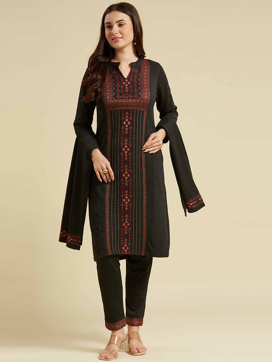 

Peachmode Mandarin Collar Floral Woven Design Pure Wool Kurta with Trouser & Dupatta, Black