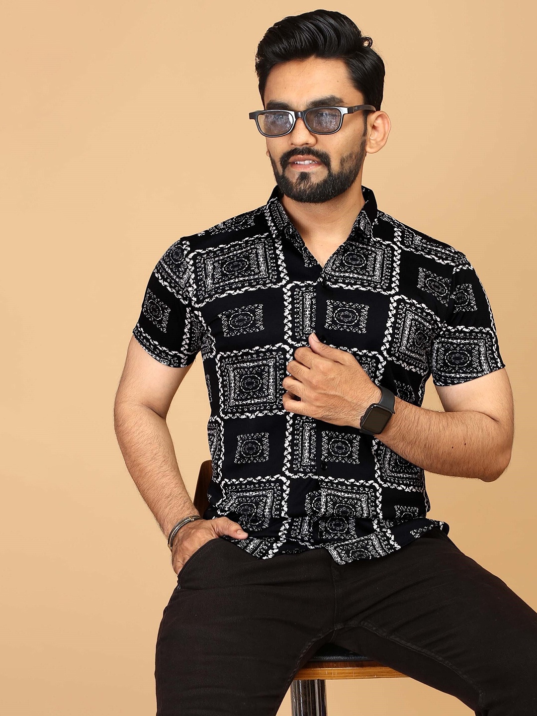 

STI Men Comfort Spread Collar Ethnic Motifs Printed Slim Fit Casual Shirt, Black