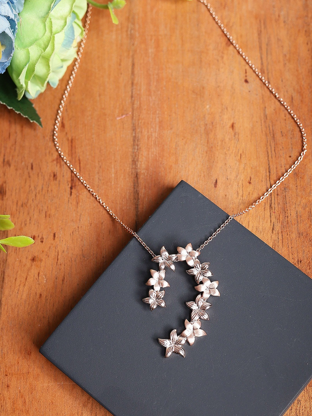 

DIAVO 925 Sterling Silver Rose Gold-Plated Contemporary Pendants
