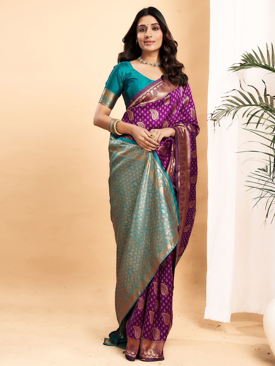 

KALINI Woven Design Zari Banarasi Saree, Purple
