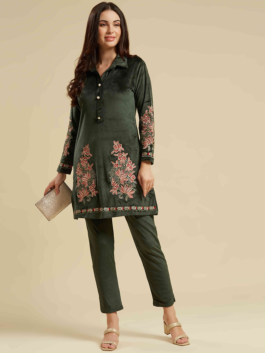 

Peachmode Shirt Collar Floral Embroidered Thread Work Velvet Kurta with Trouser, Green