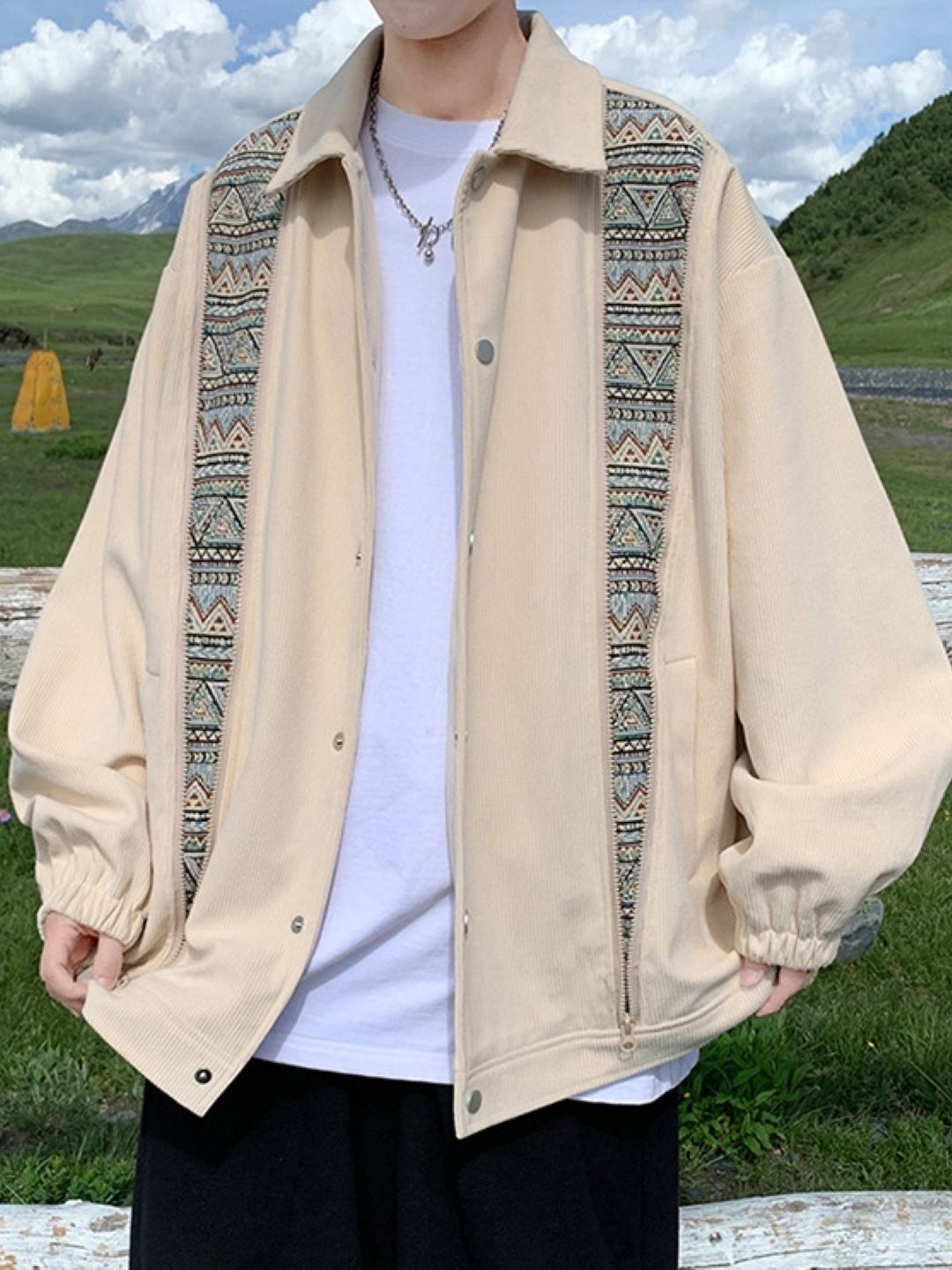 

HERE&NOW Men Spread Collar Tribal Printed Casual Tailored Jacket, Khaki