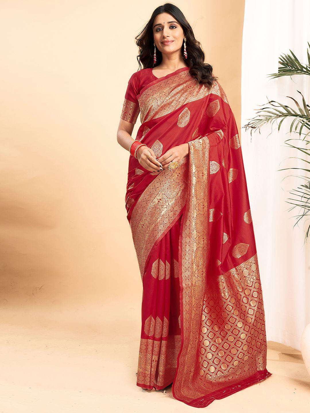 

KALINI Woven Design Zari Silk Blend Banarasi Saree, Red