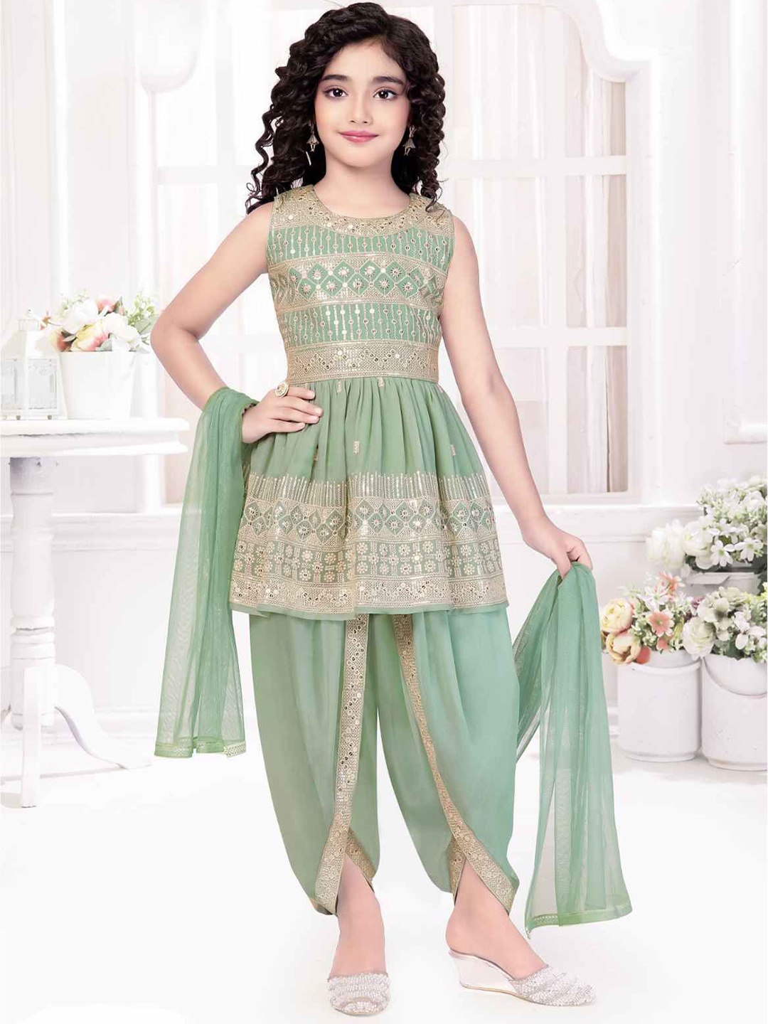 

Lagorii Girls Ethnic Motifs Printed Kurti with Dhoti Pants & Dupatta, Green