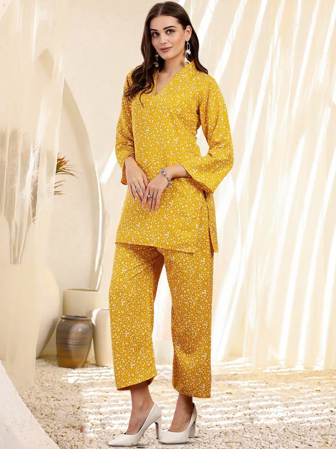 

BAESD Floral Printed V-Neck Tunic & Trousers, Yellow