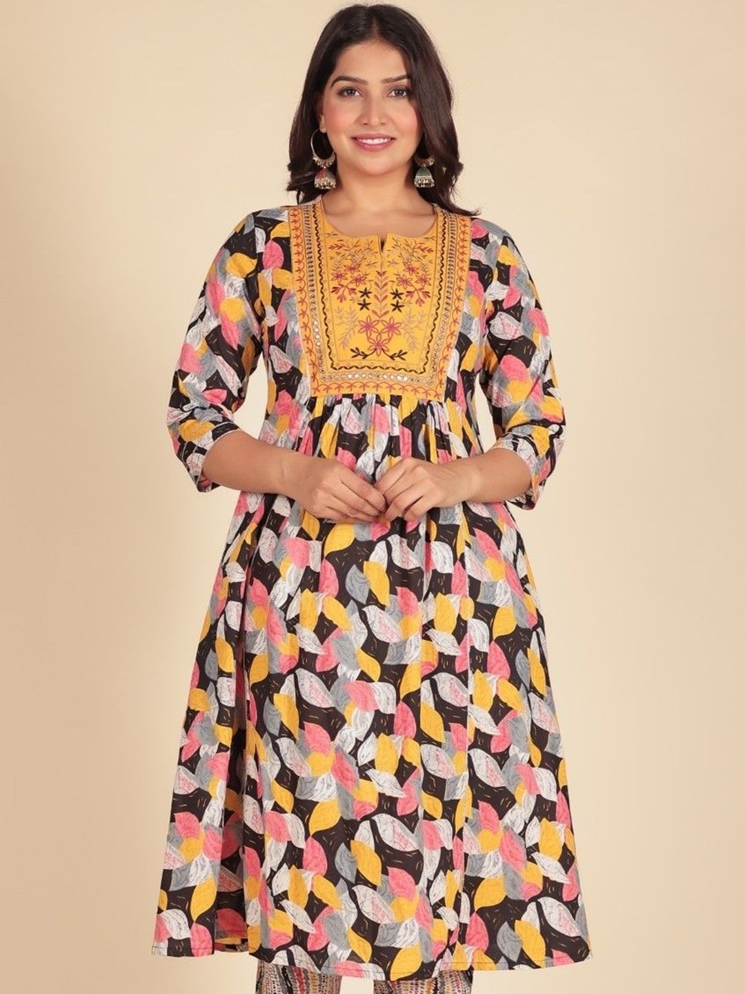 

Aramya Floral Printed Cotton A Line Kurta, Black