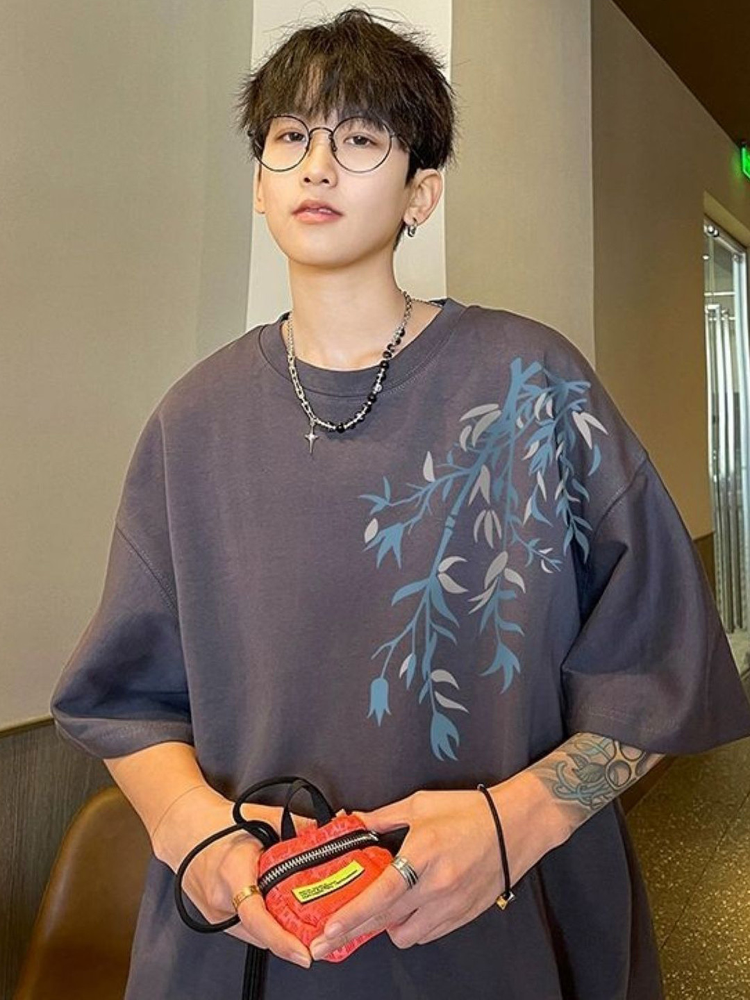 

HERE&NOW Men Floral Printed Round Neck Cotton Oversized T-shirt, Grey