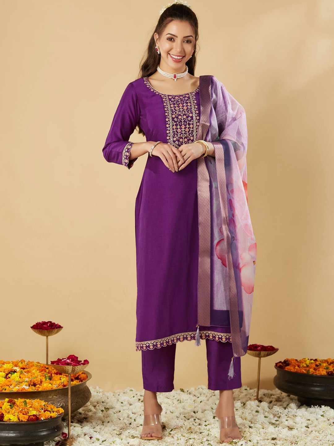 

J Turritopsis Floral Embroidered Sequinned Kurta With Trousers & Dupatta, Violet