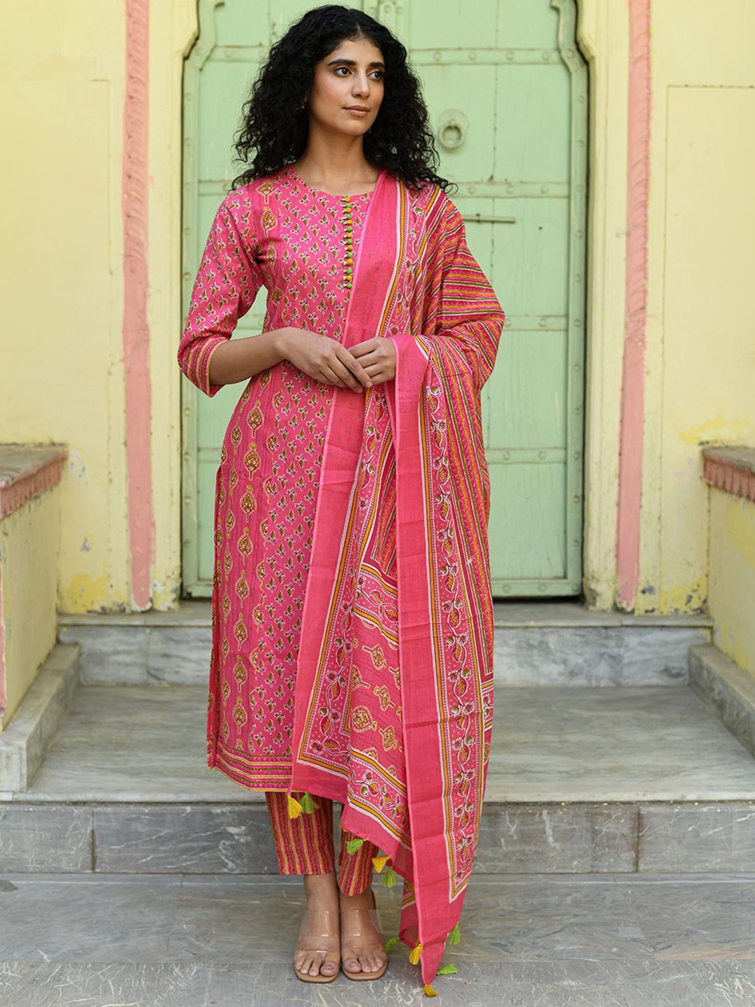 

Rangeelo Floral Printed Pure Cotton Straight Kurta With Palazzos & Dupatta, Pink