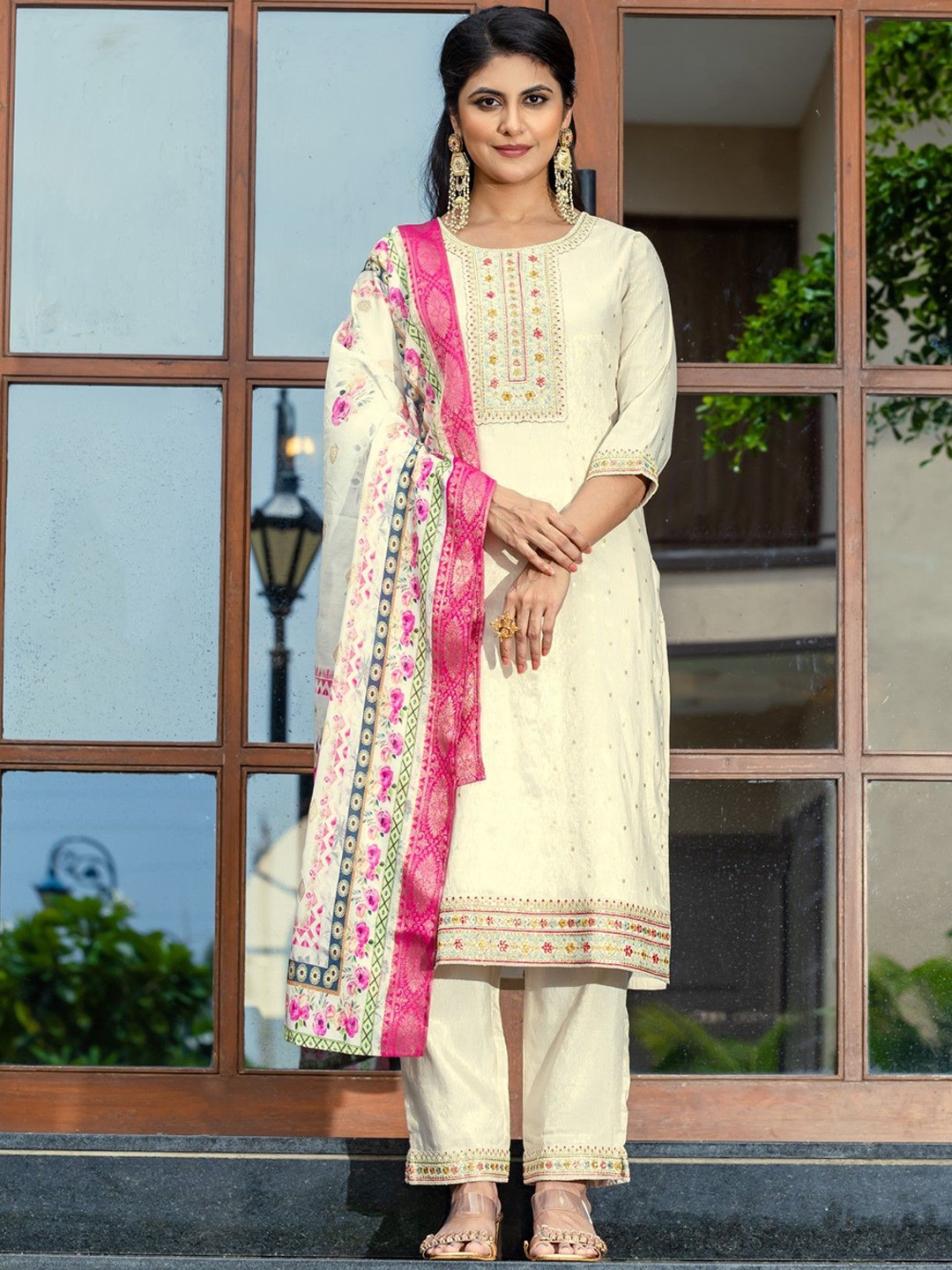 

LeeliPeeri Designer Floral Embroidered Pure Cotton Kurta with Trousers & Dupatta, Cream