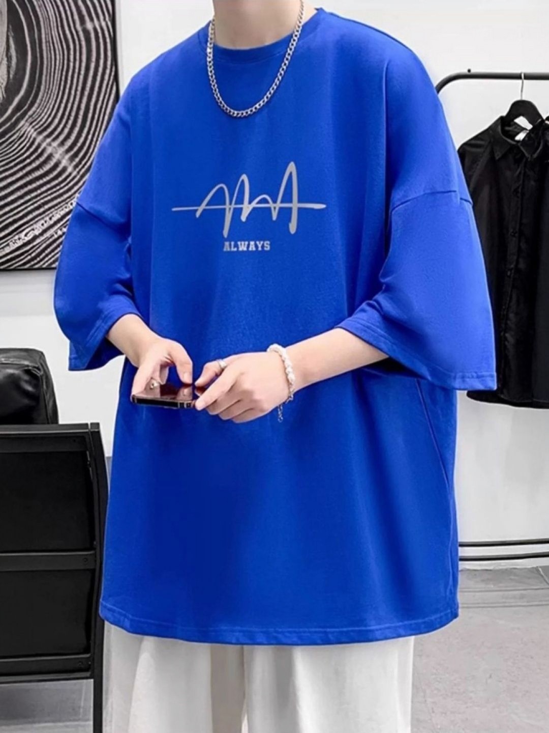 

HERE&NOW Men Typography Printed Round Neck T-shirt, Blue
