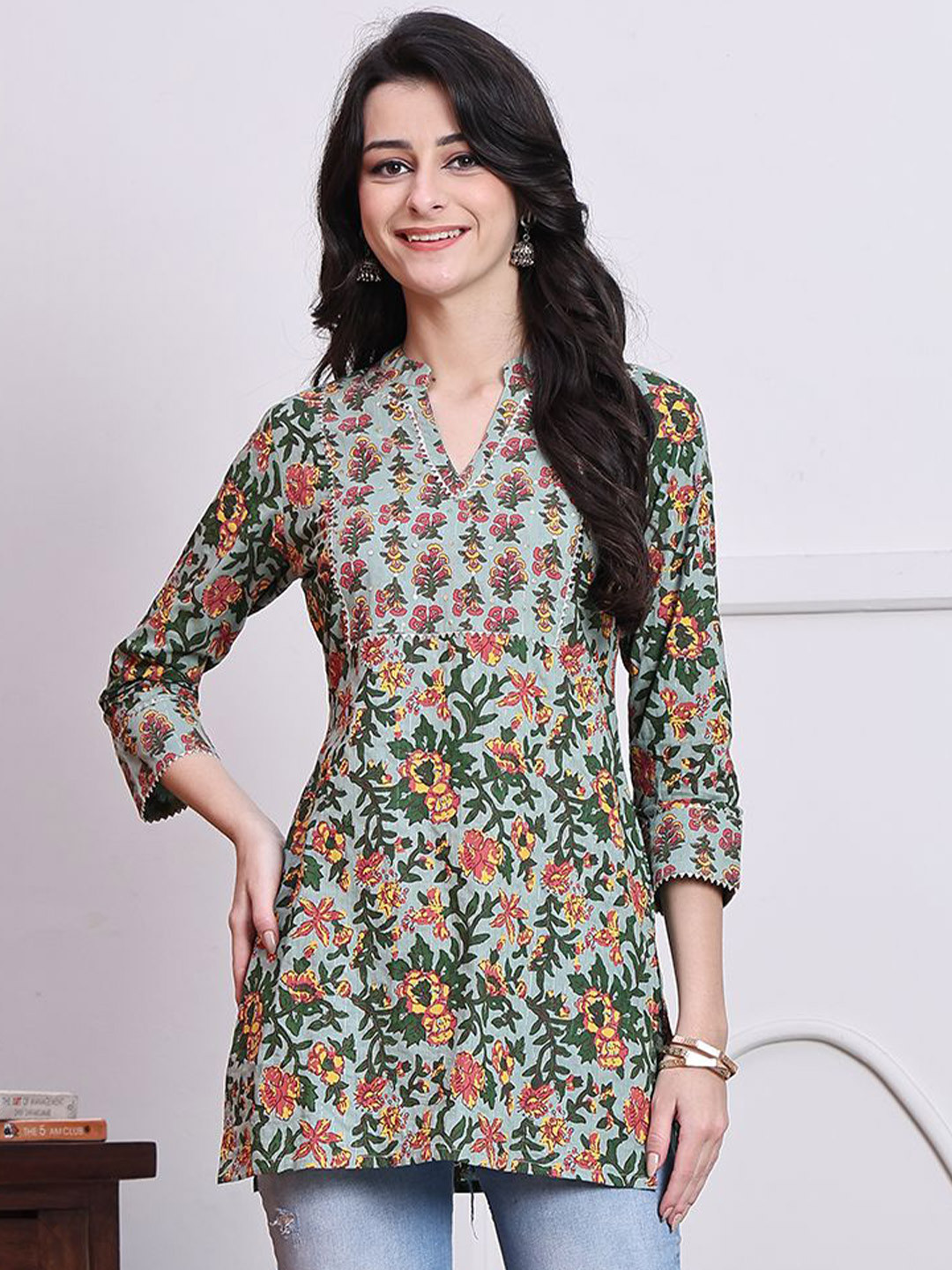 

Rajnandini Women Mandarin Collar Ethnic Printed Pure Cotton Tunic, Green