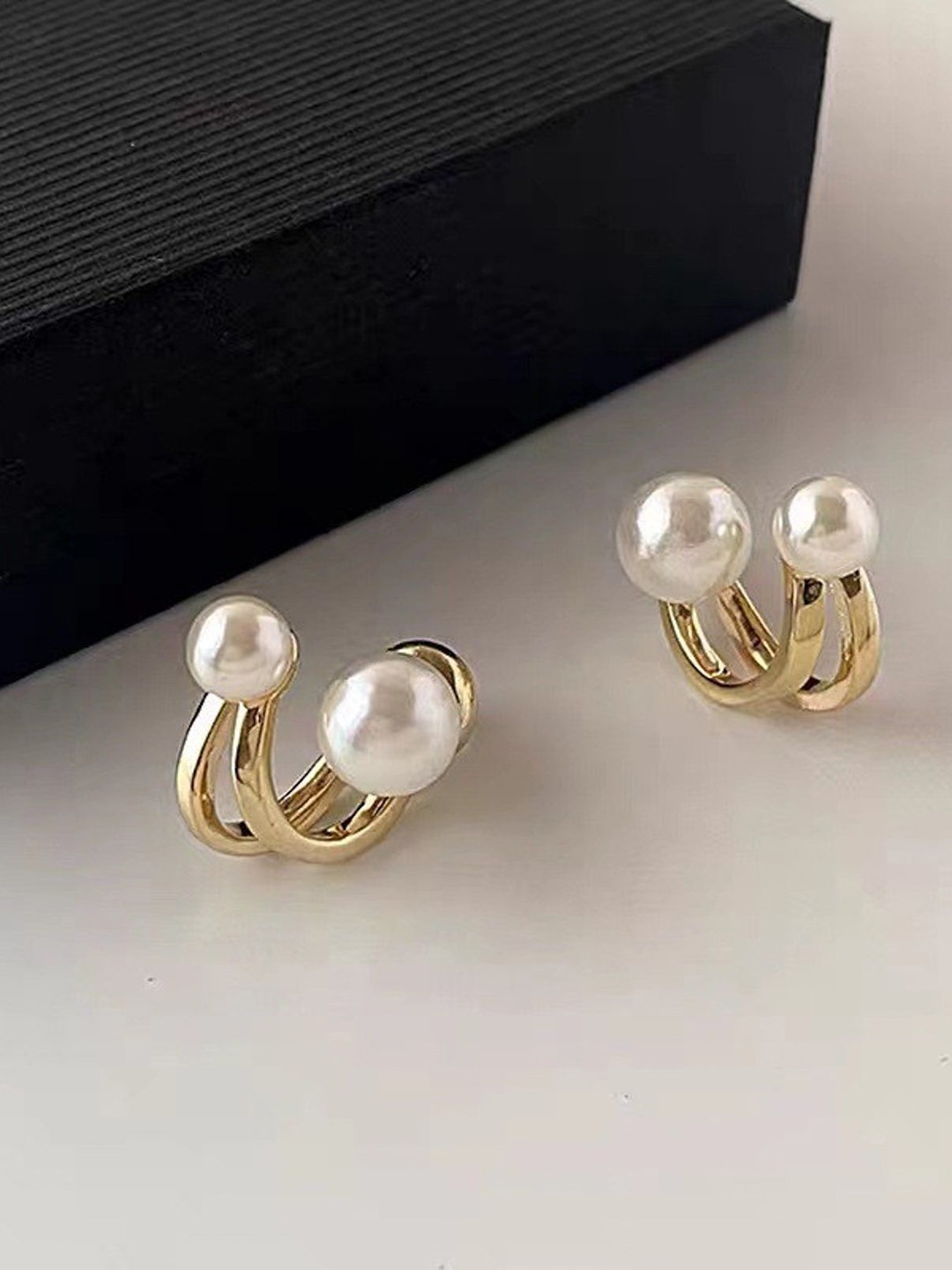 

PolluxCraft Gold-Plated Contemporary Studs, White