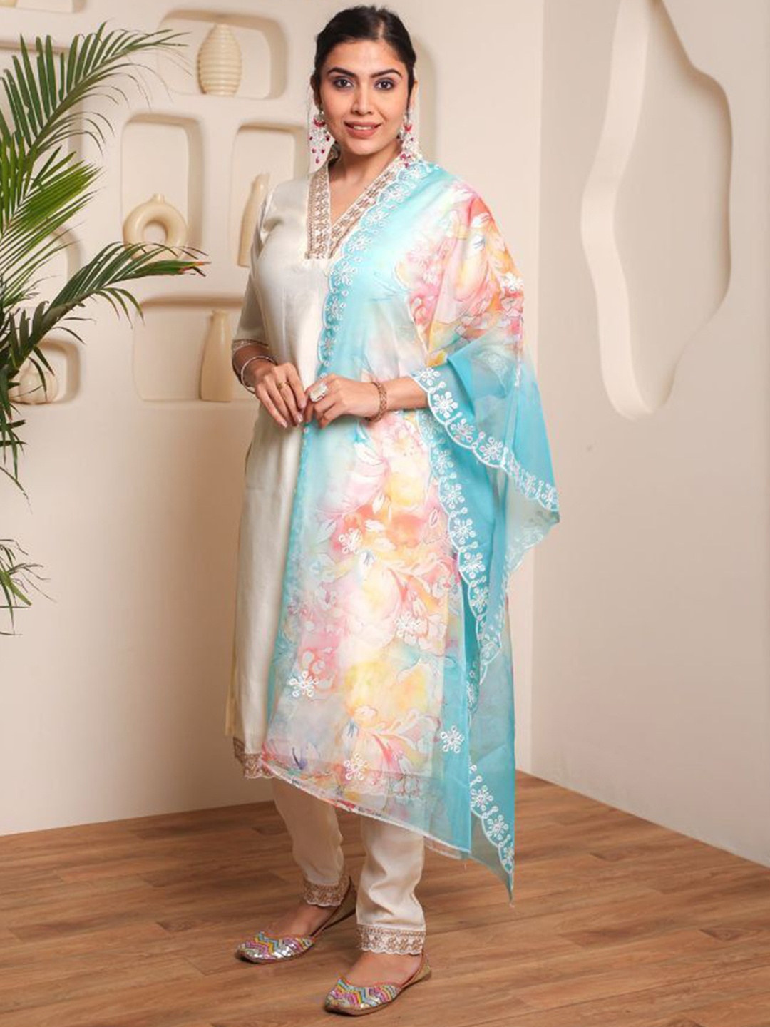 

Rujave Paisley Printed Chanderi Cotton Straight Kurta With Trousers & Dupatta, White