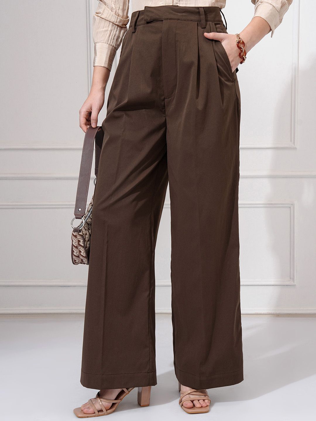 

CHIC BY TOKYO TALKIES Women Straight Fit Pleated Mid-Rise Formal Trousers, Brown