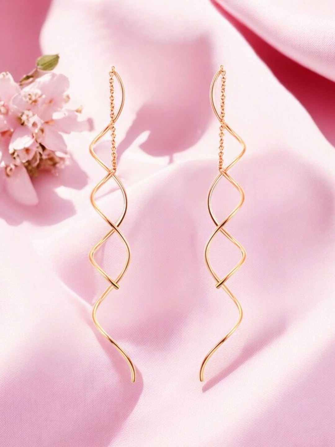 

Nilu's Collection Rose Gold-Plated Contemporary Half Hoop Earrings