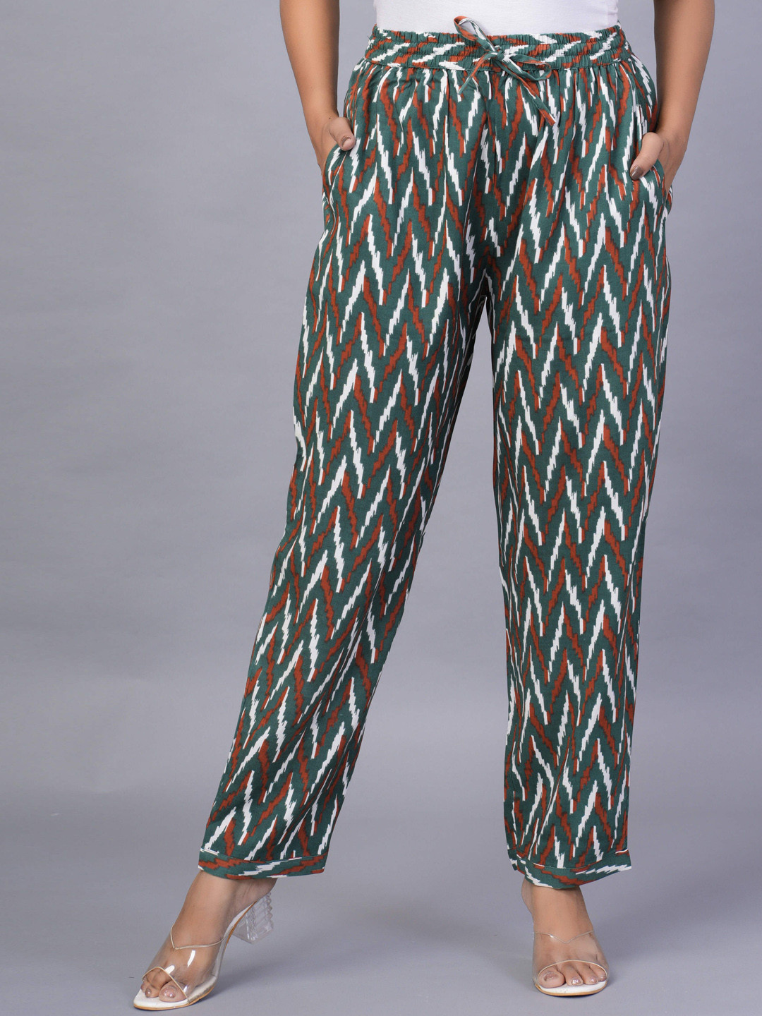 

KALINI Women Printed Mid-Rise Regular Fit Trousers, Green