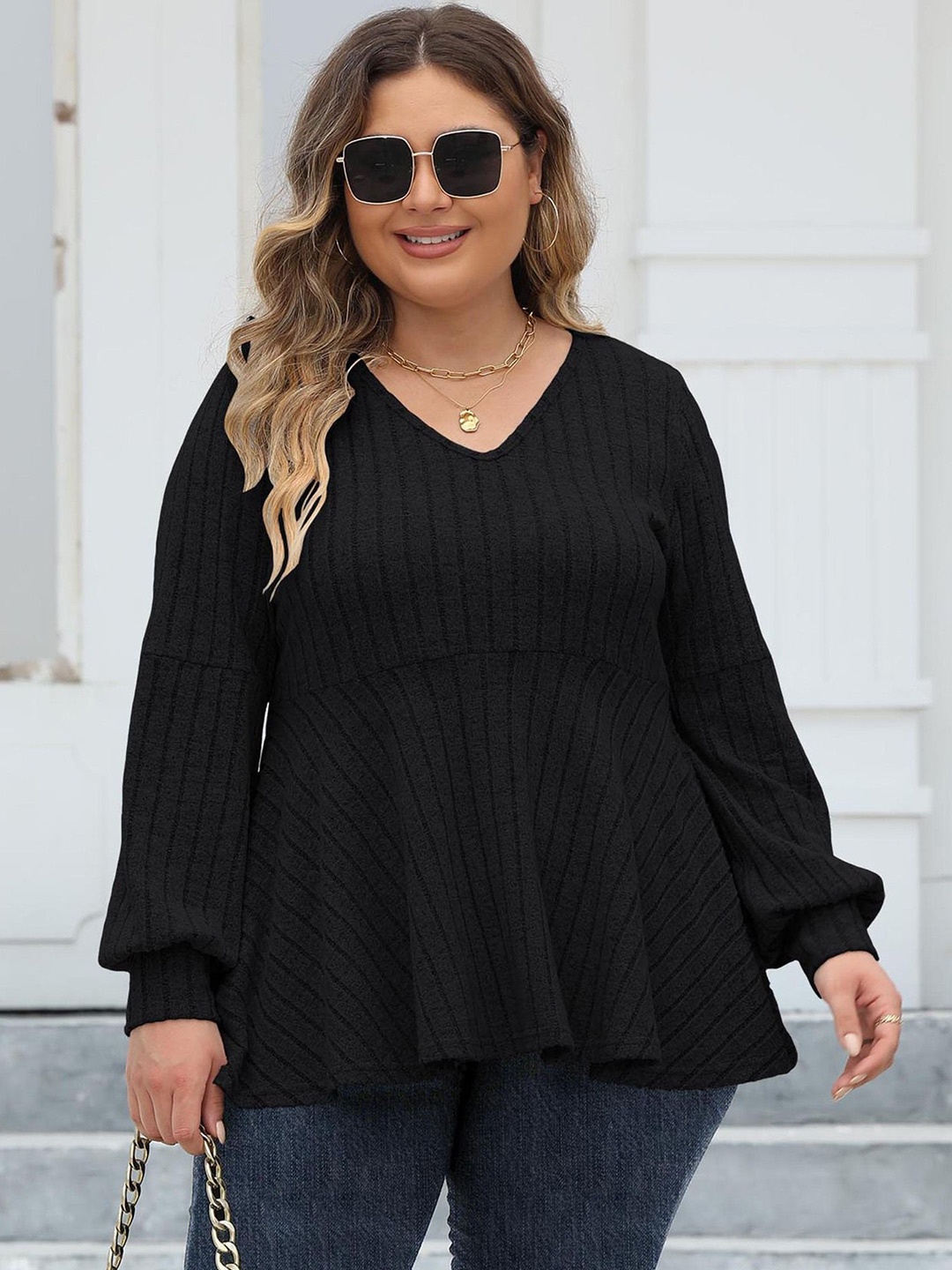 

StyleCast Curve Top, Black