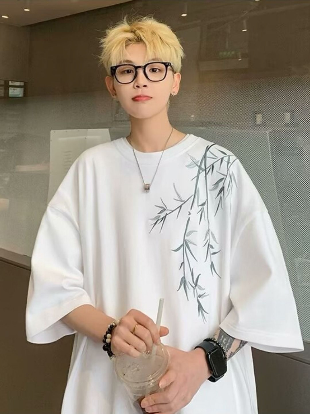 

HERE&NOW Men Floral Printed Round Neck Oversized T-shirt, White