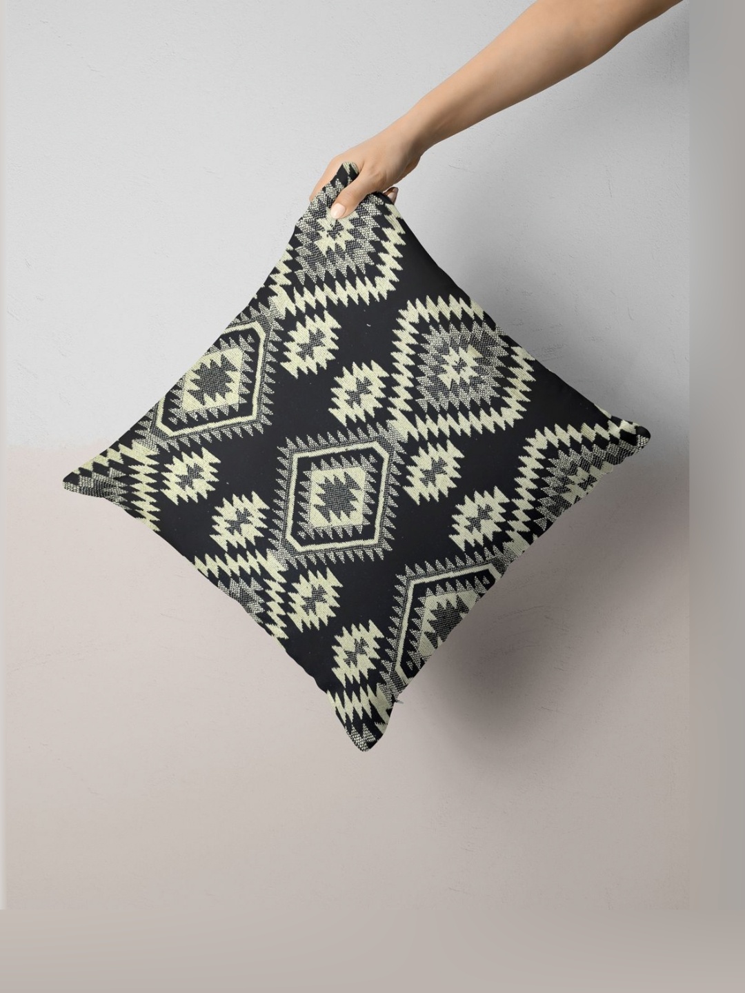 

BIANCA Black & Off White Ethnic Motifs Printed Jute Cotton Square Cushion Cover