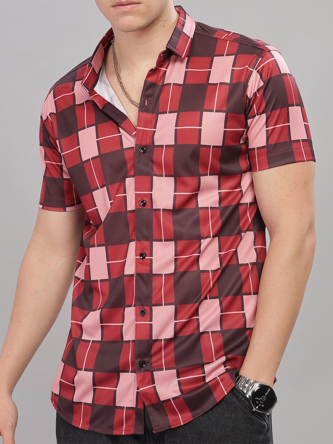 

STI Men Classic Spread Collar Checked Casual Shirt, Red