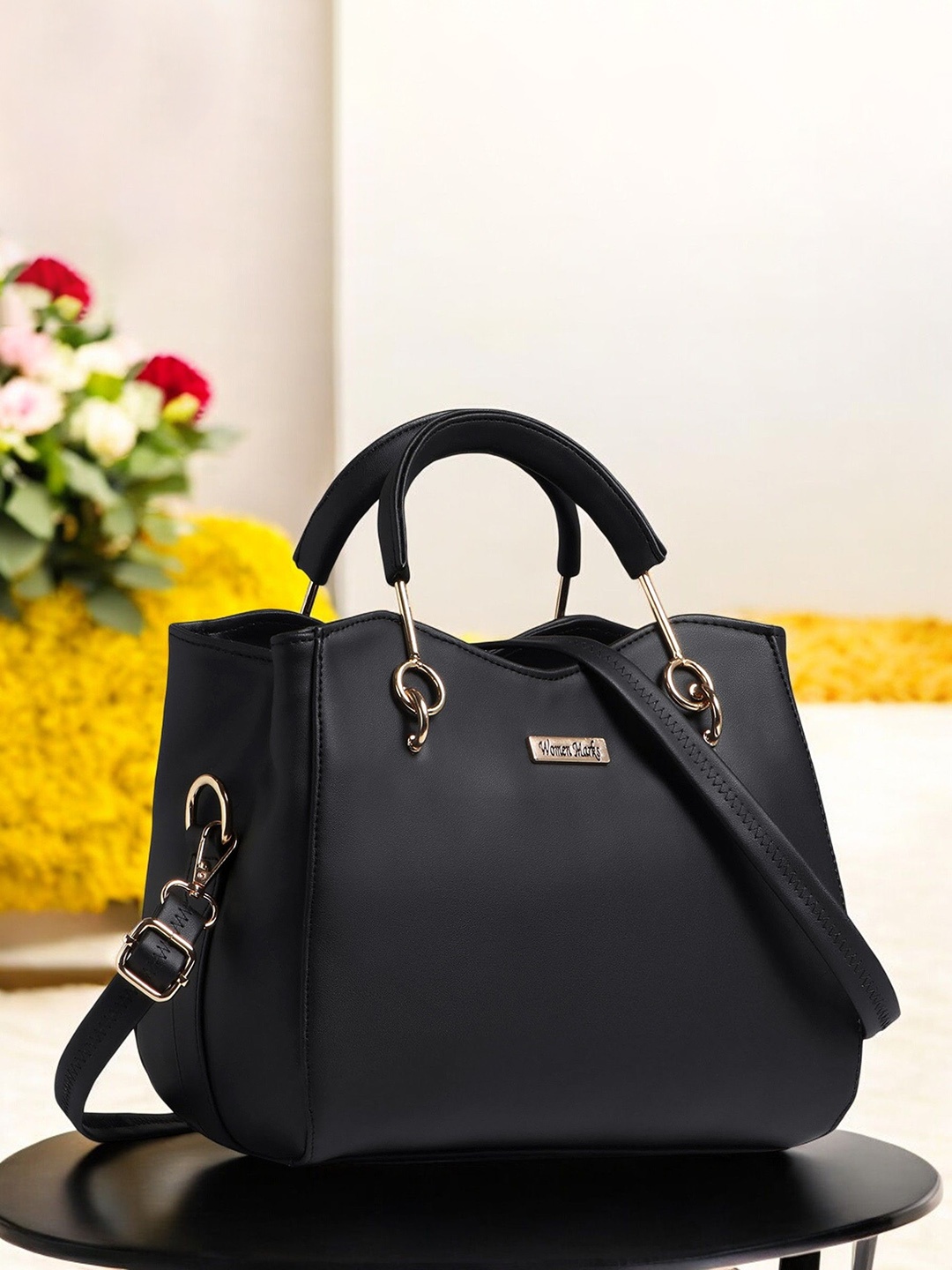 

WOMEN MARKS Women Solid Structured Handheld Bag, Black