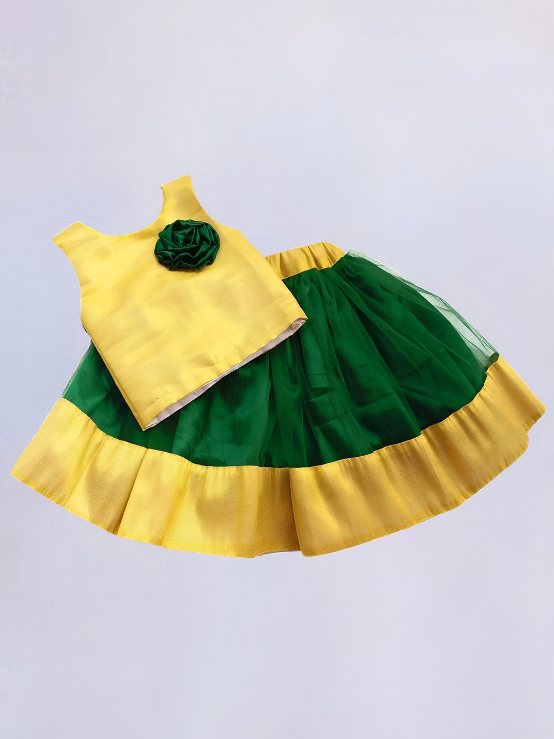 

STANWELLS KIDS Girls Flared Ruffle Lehenga Choli Dress, Green