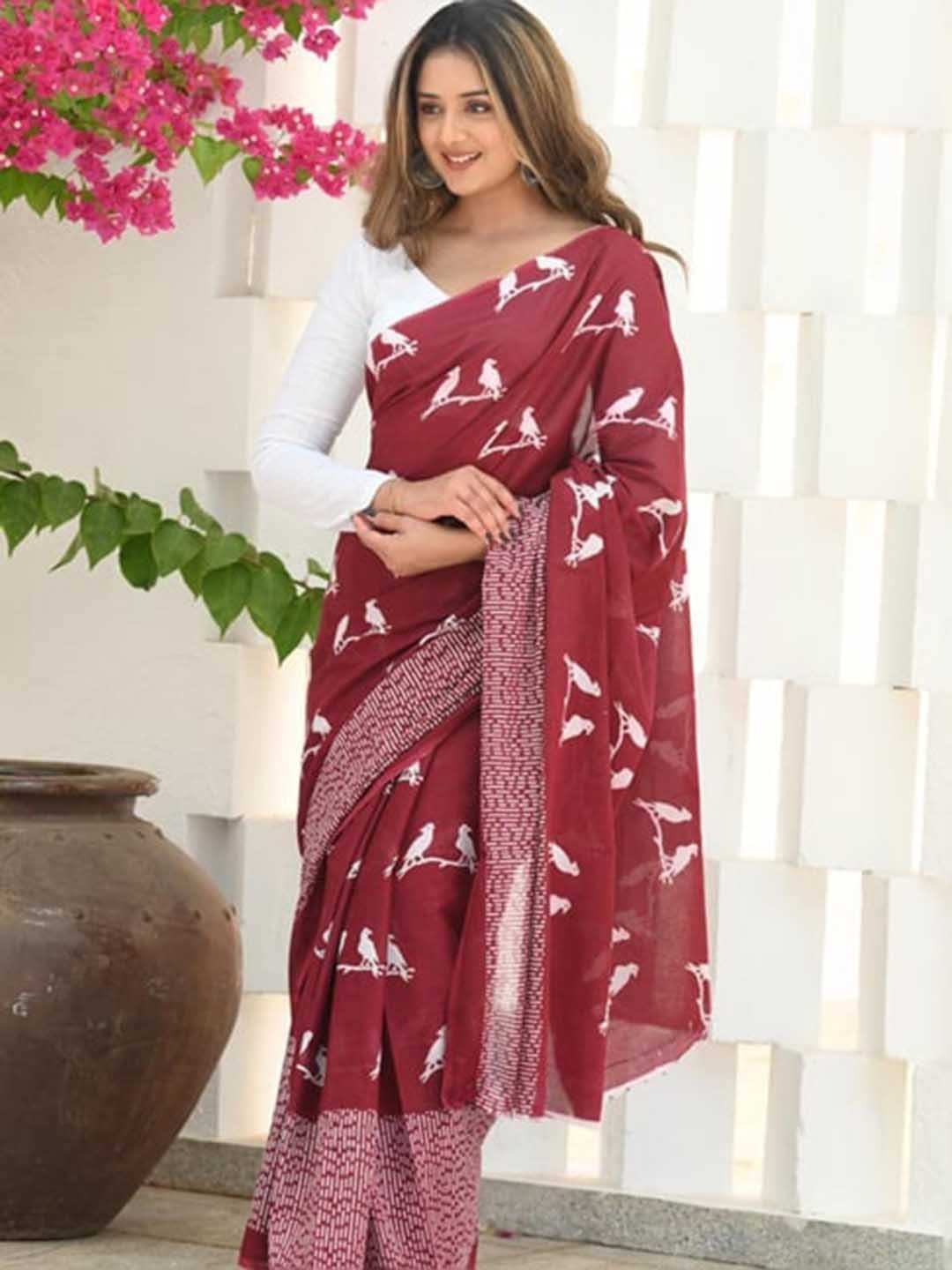 

Visit Wear Ethnic Motifs Pure Silk Banarasi Saree, Maroon