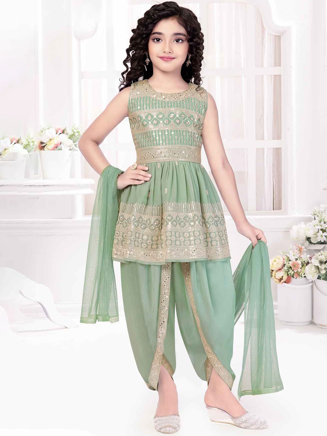 

Lagorii Girls Ethnic Motifs Embroidered Sequinned Kurti With Dhoti Pants & Dupatta, Green