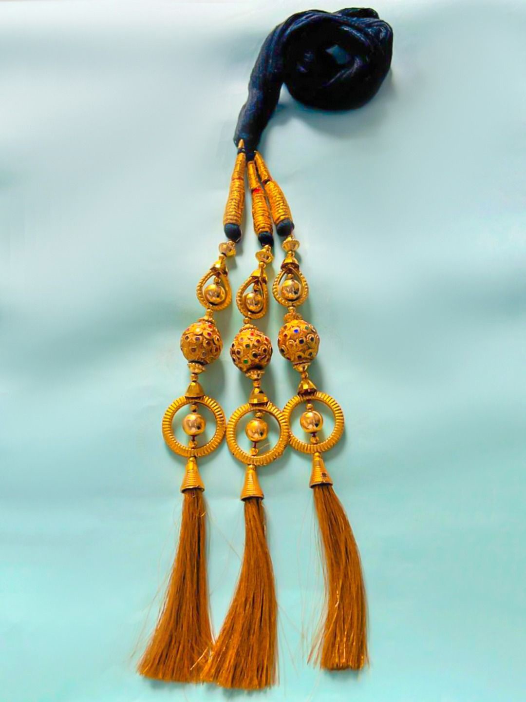

VAGHBHATT Women Hair Accessory Set, Gold