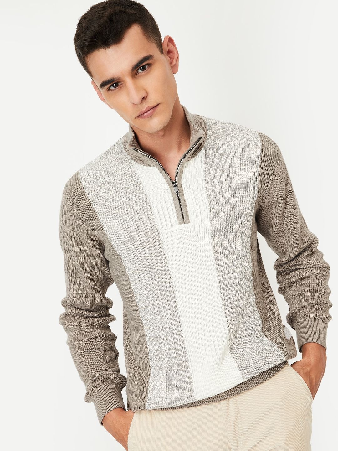 

max Men Colourblocked Mock Collar Pullover Sweaters, Grey