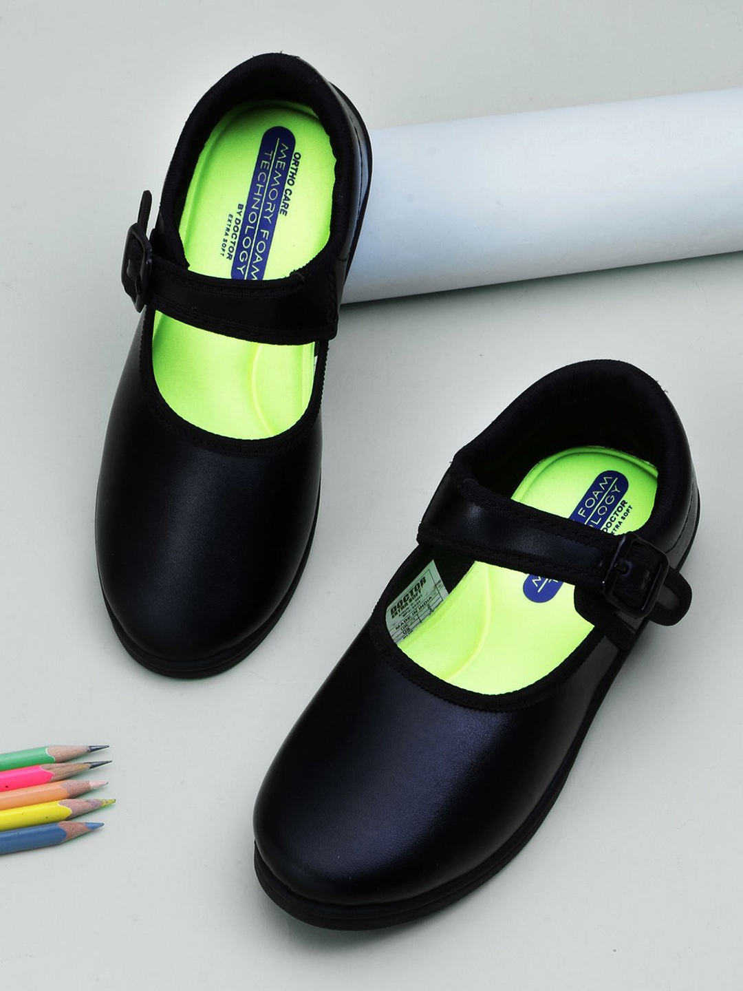 

DOCTOR EXTRA SOFT Unisex Kids PU Derbys, Black