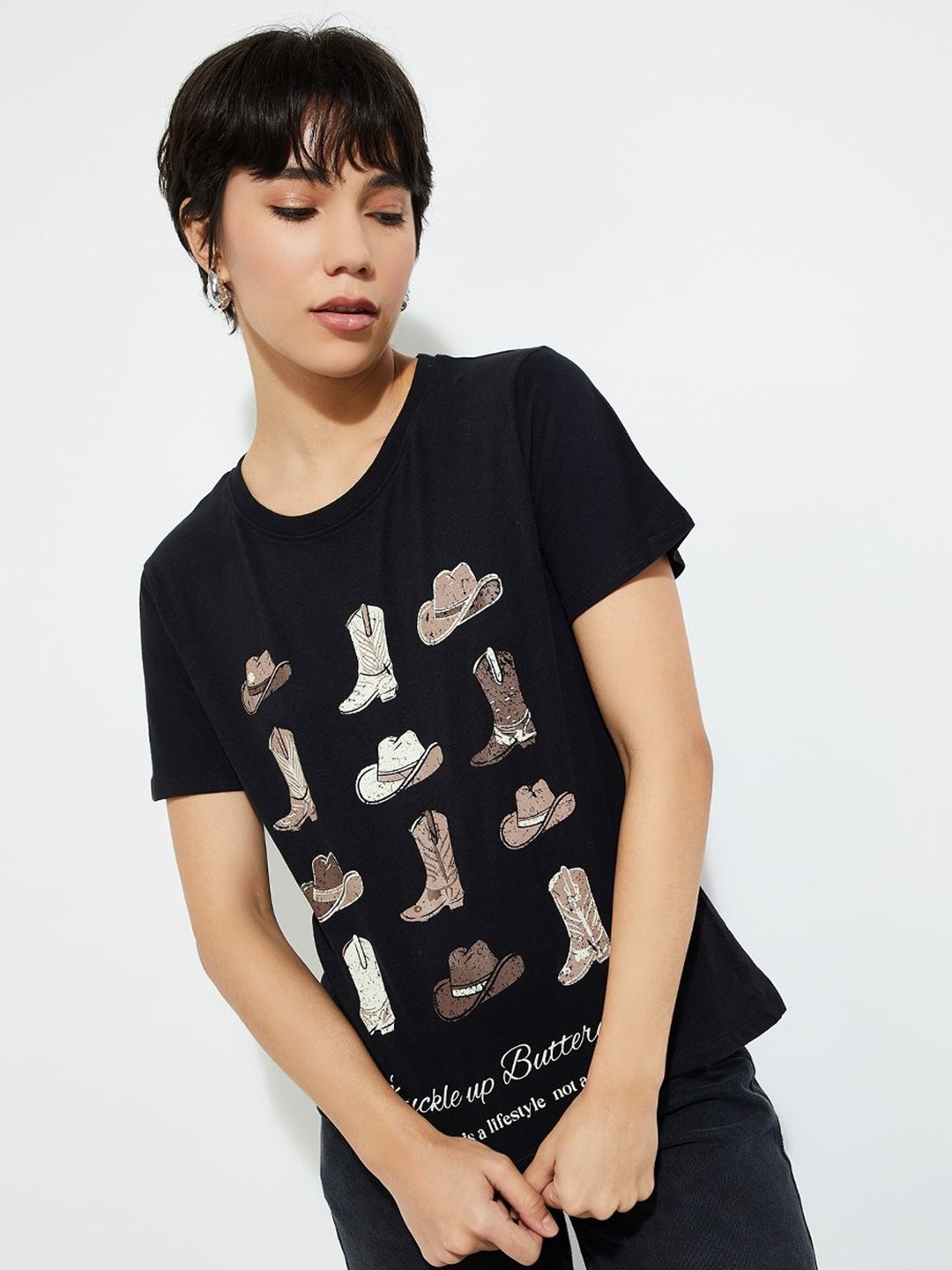 

MAX URB_N Women Printed Oversized T-shirt, Black