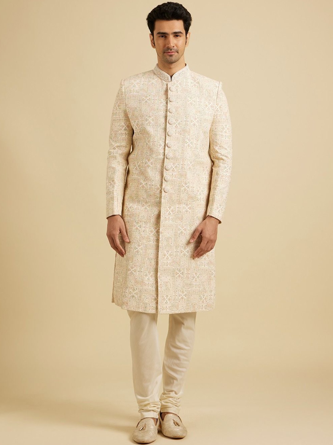 

Manyavar Men Embroidered Sherwani Set, Cream