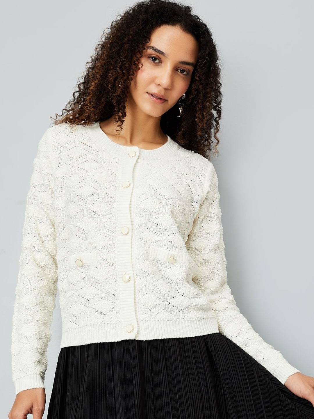 

max Women Round Neck Cardigan, White