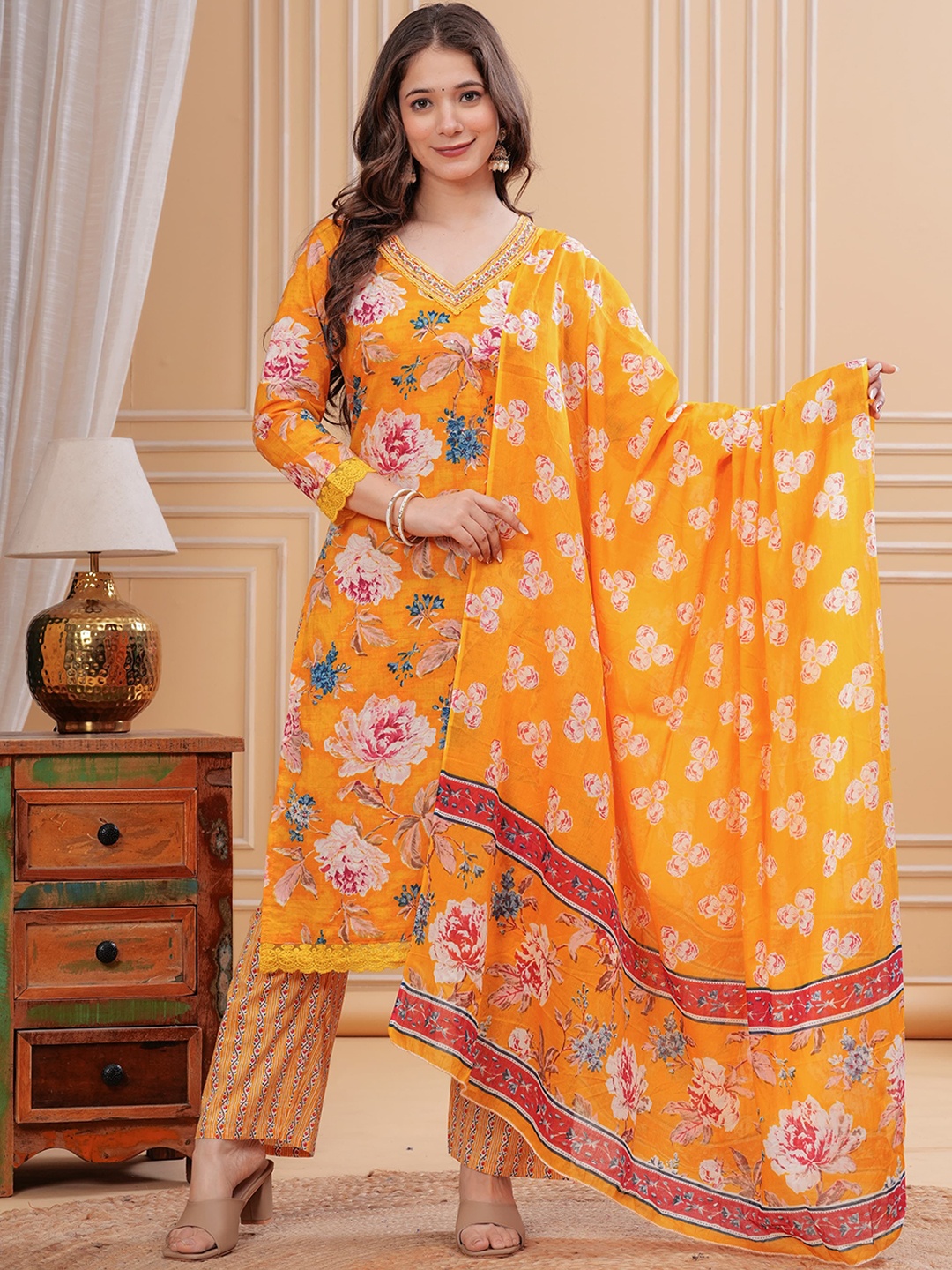 

MILAAV Floral Printed Pure Cotton Straight Kurta With Trousers & Dupatta, Orange