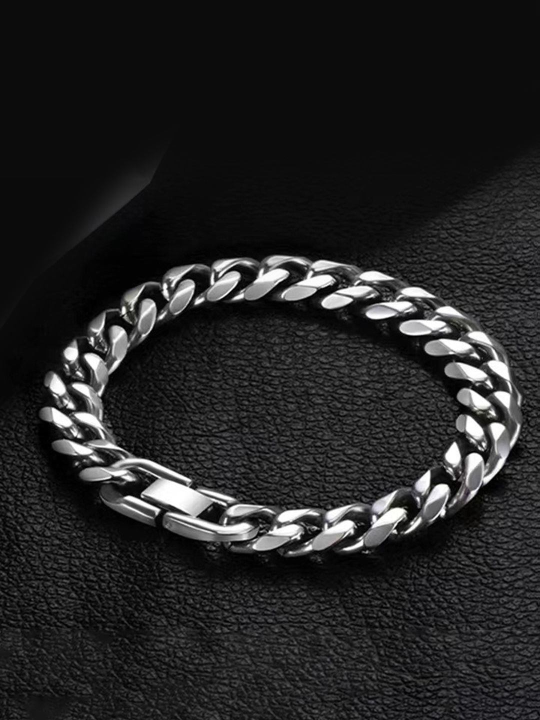

Peora Men Silver-Plated Stainless Steel Link Openable Bracelet