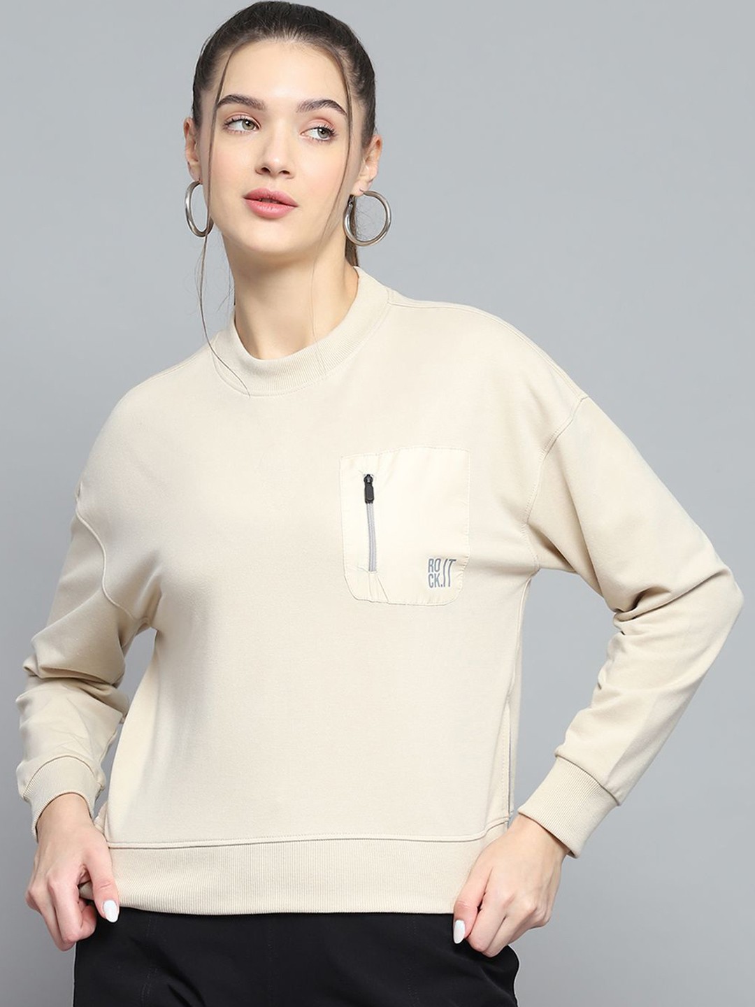 

rock.it Women Round Neck Sweatshirt, Beige