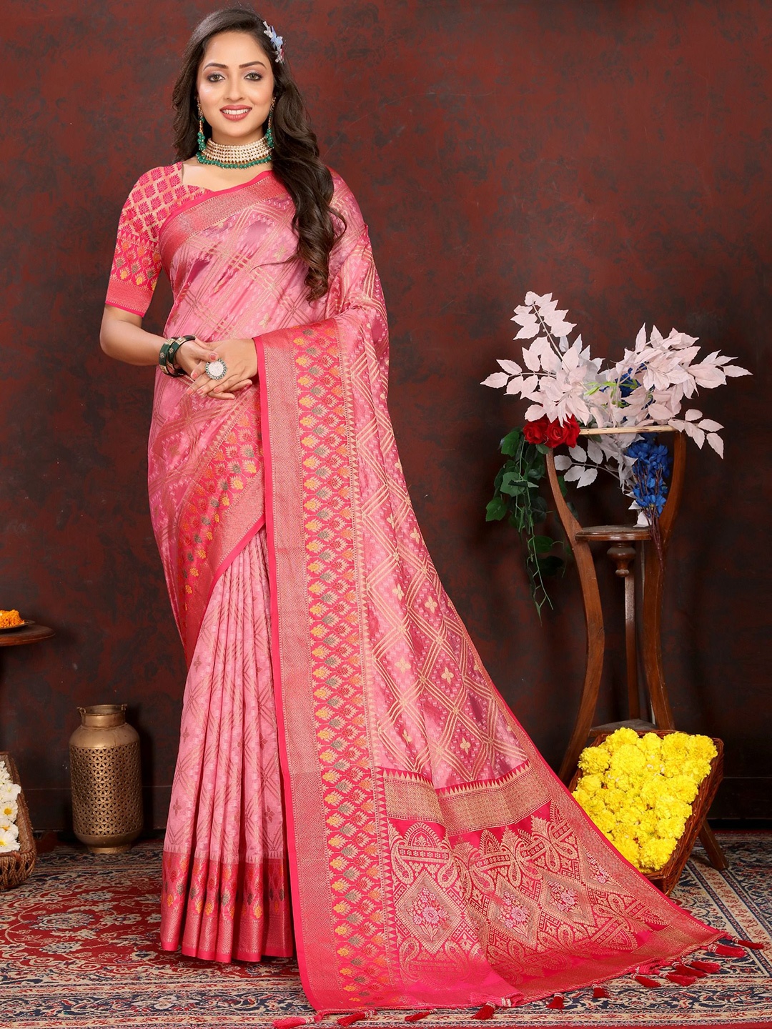 

Kriyansh Woven Design Zari Silk Cotton Designer Kanjeevaram Saree, Peach