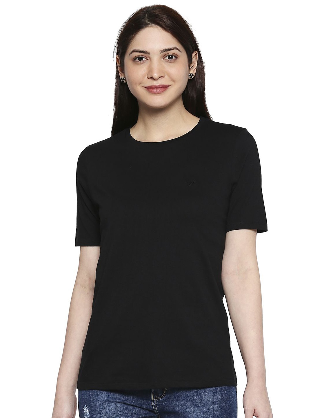 

AMMARZO Women Solid Round Neck Cotton T-shirt, Black
