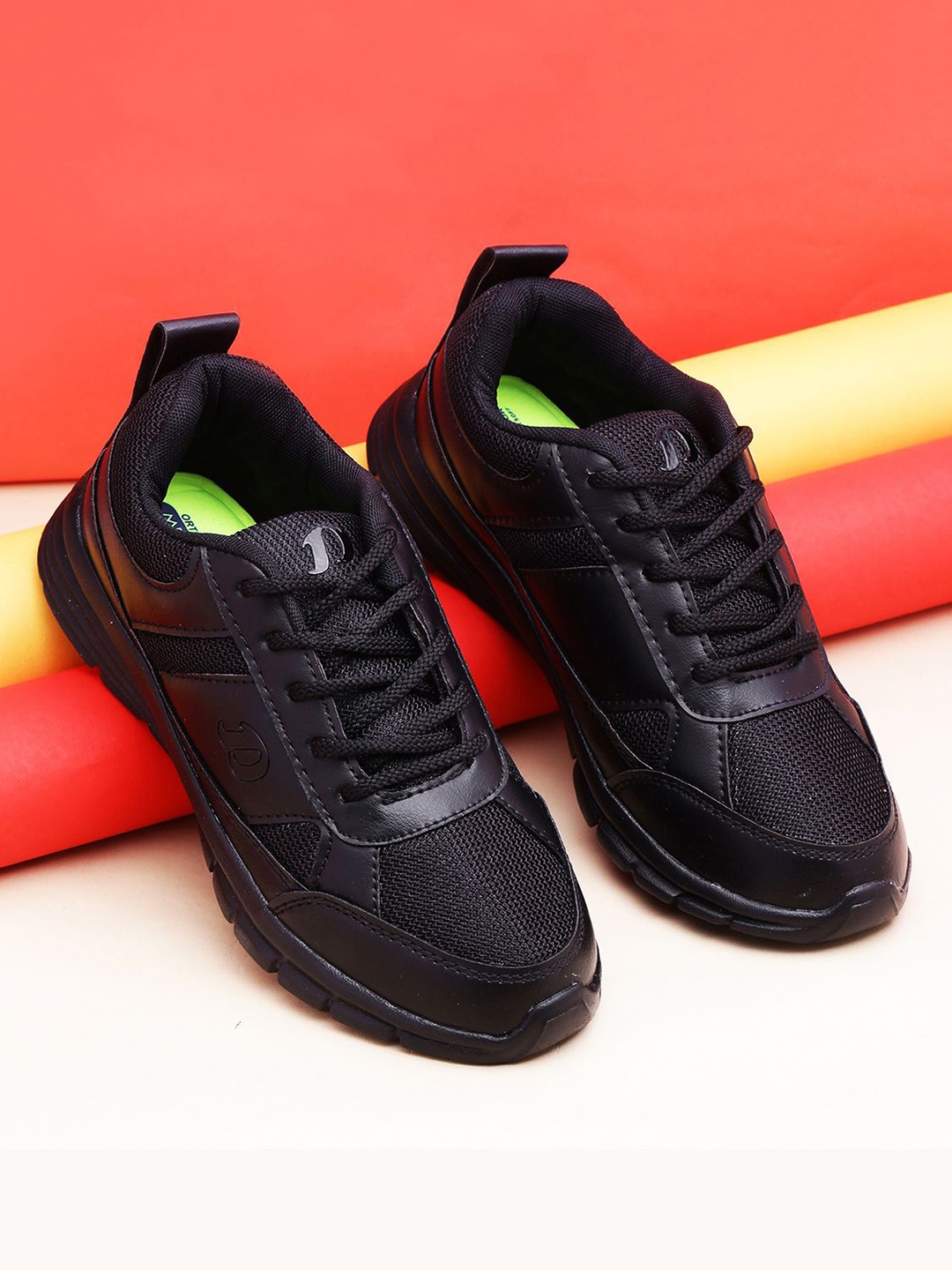 

DOCTOR EXTRA SOFT Unisex Kids Slip-On Sneakers, Black