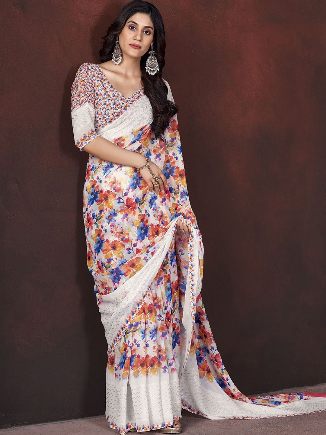 

Mitera Floral Pure Georgette Saree, White