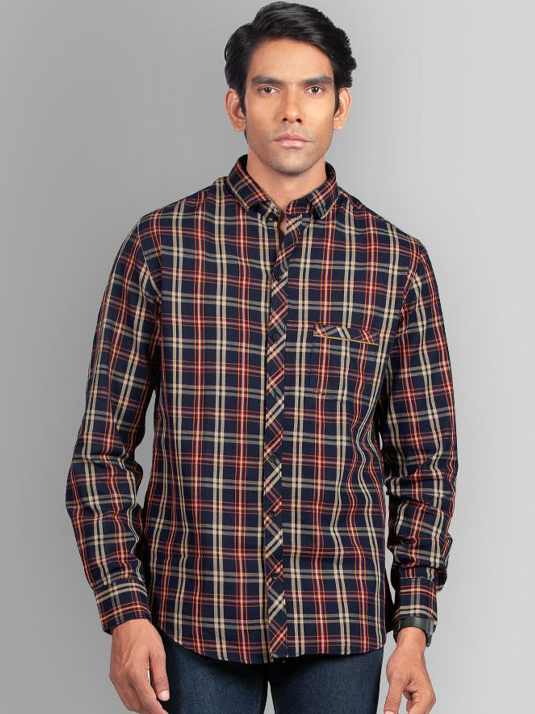 

Beyoung Men Spread Collar Tartan Checked Cotton Relaxed Fit Casual Shirt, Navy blue