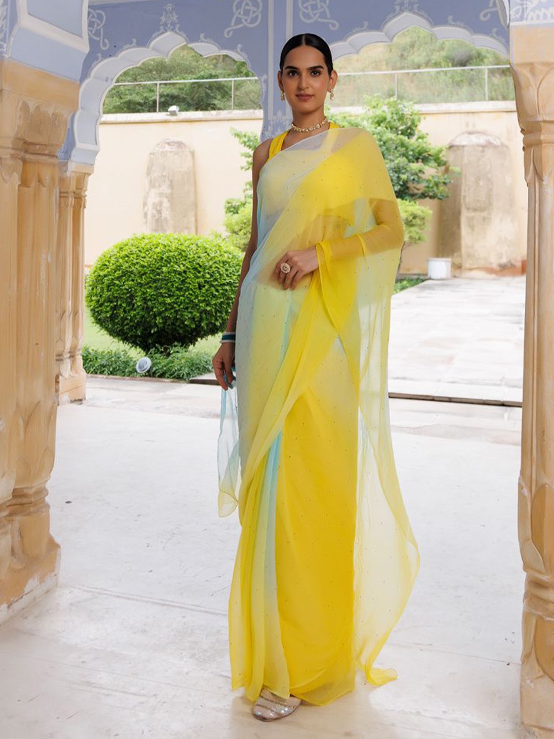

Geroo Luxe Yellow & Blue Ombre Mukaish Saree
